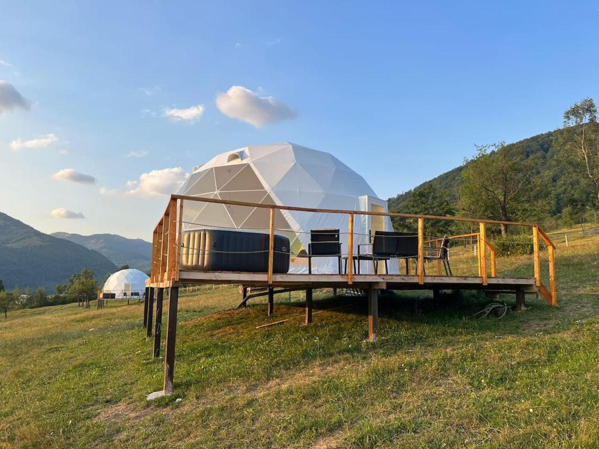 Starry Dome - Manta'S Retreat Glamping Cornereva Hotel Ngoại thất bức ảnh