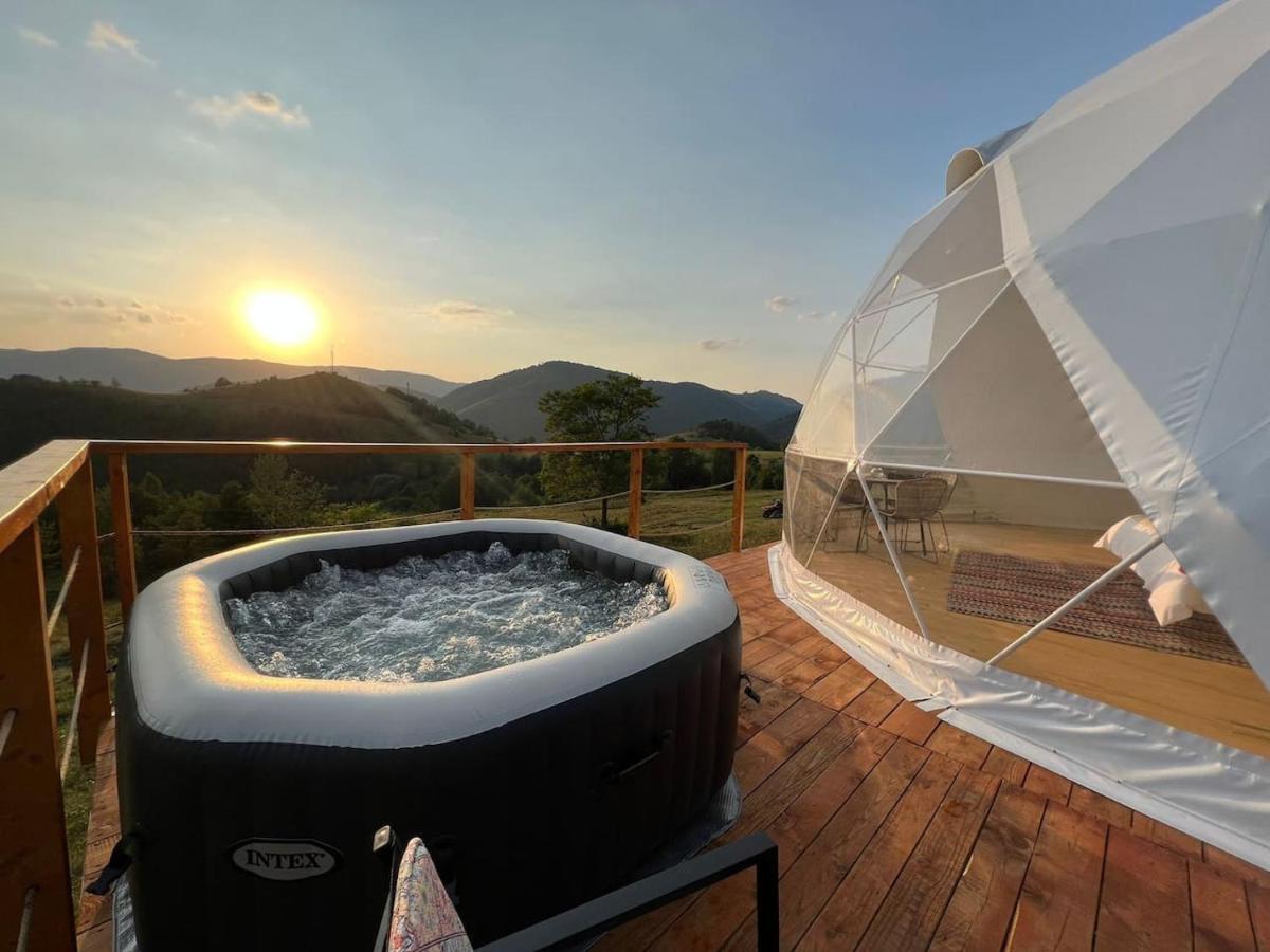 Starry Dome - Manta'S Retreat Glamping Cornereva Hotel Ngoại thất bức ảnh