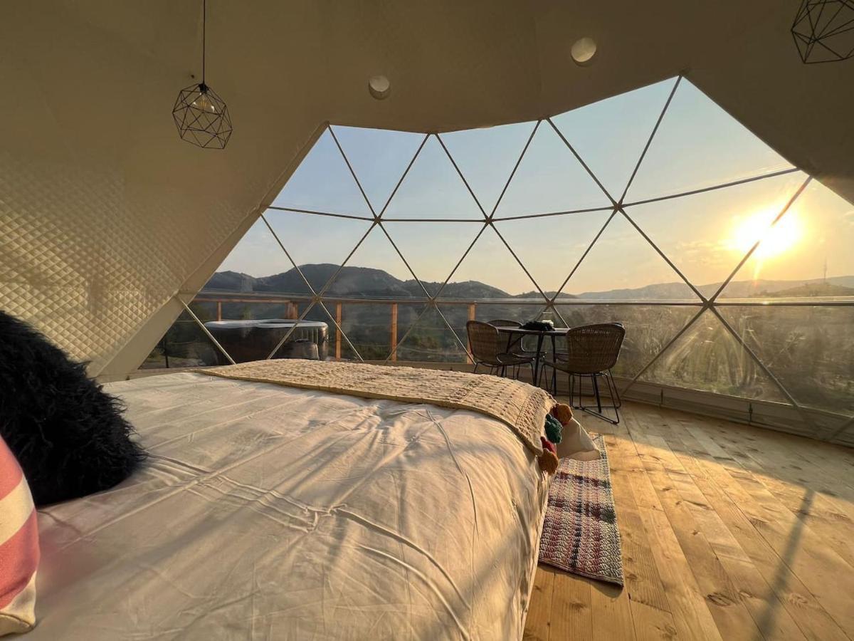 Starry Dome - Manta'S Retreat Glamping Cornereva Hotel Ngoại thất bức ảnh