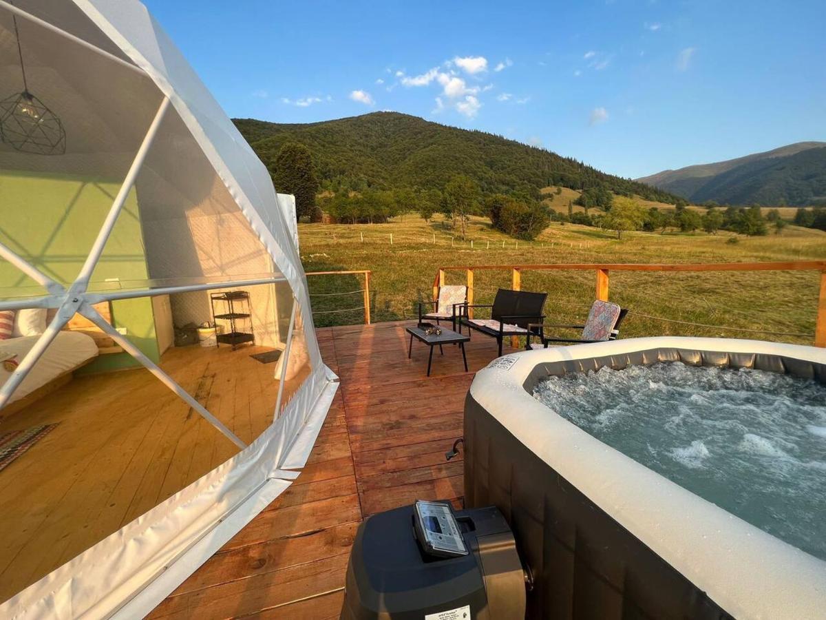 Starry Dome - Manta'S Retreat Glamping Cornereva Hotel Ngoại thất bức ảnh