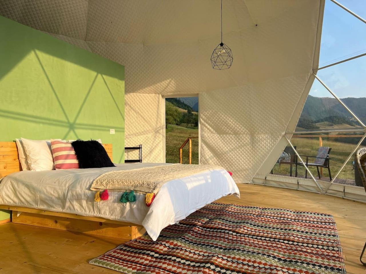 Starry Dome - Manta'S Retreat Glamping Cornereva Hotel Ngoại thất bức ảnh