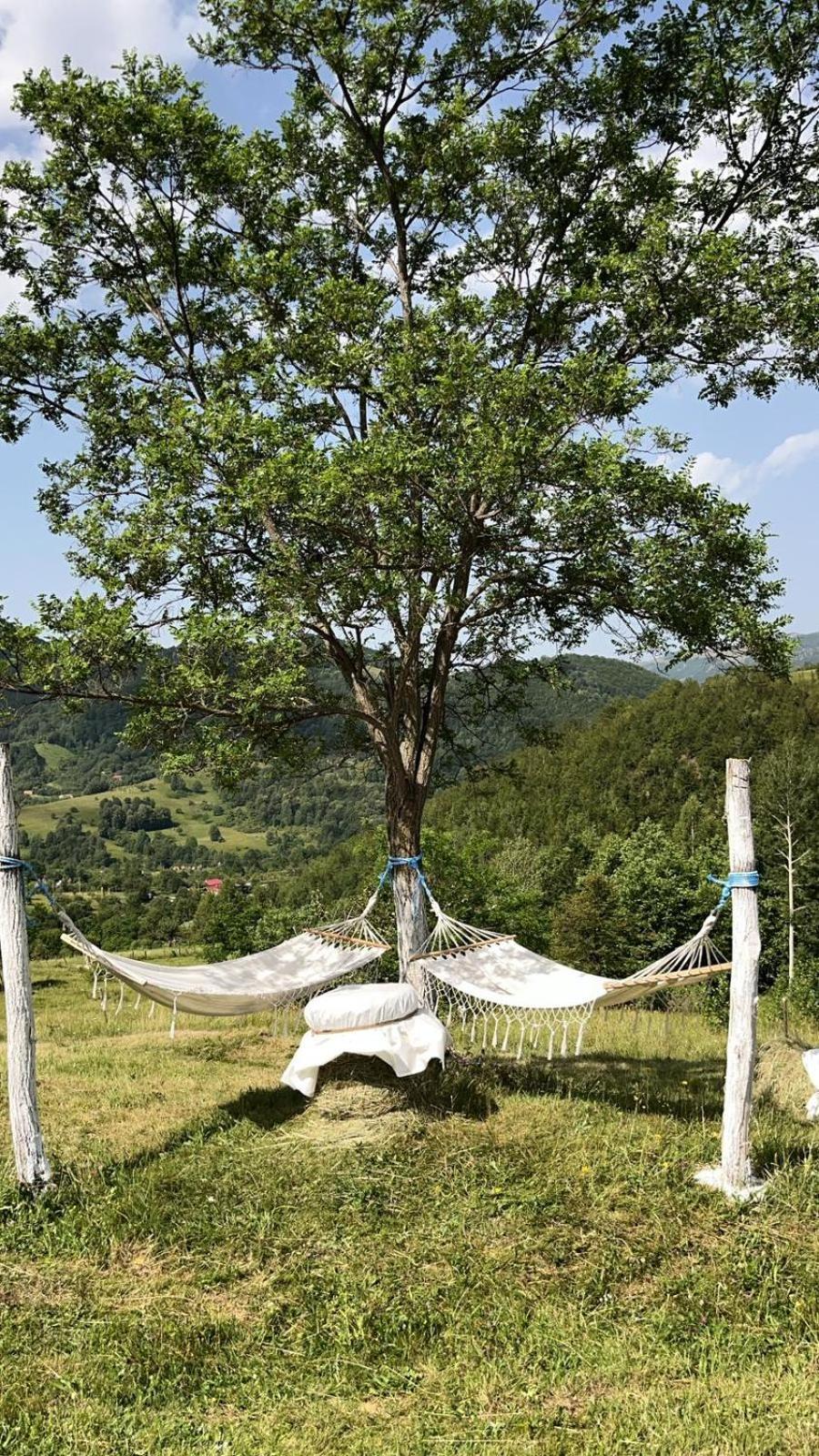 Starry Dome - Manta'S Retreat Glamping Cornereva Hotel Ngoại thất bức ảnh